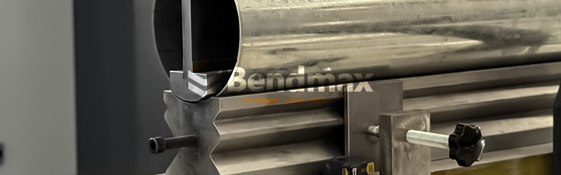 Light-Tonnage Bending: Suitable for Thin Sheets and Precision Forming