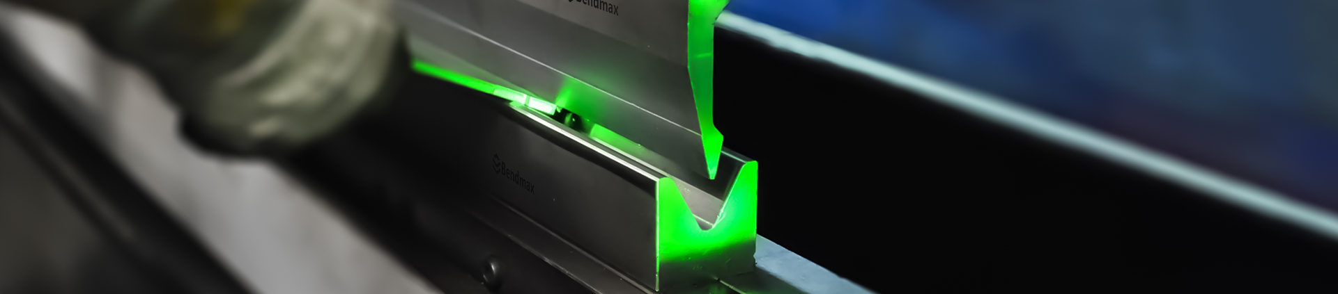 PRÄZISIONSGEFERTIGTE ABDRÜCKENKOMPONENTEN